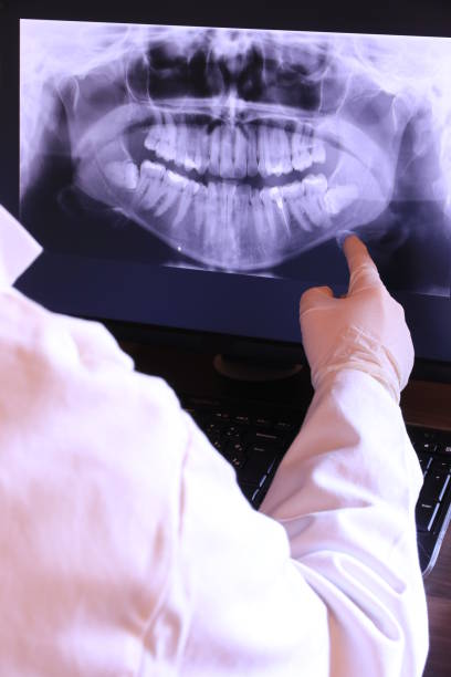 Best Emergency Dental Services for Seniors in Galveston, IN